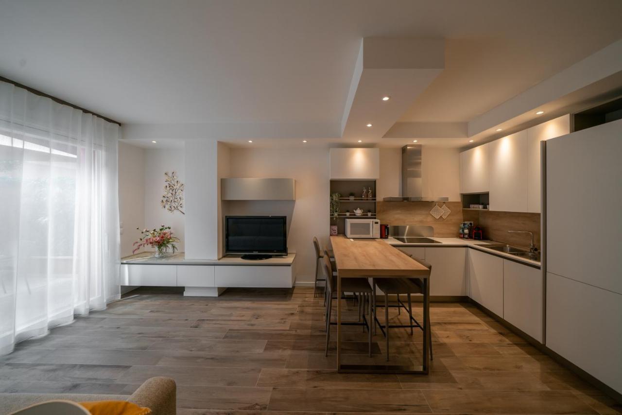 Апартаменты Smart House S.Orsola - Garage & Garden Болонья Экстерьер фото